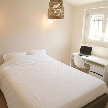 T2 - 28M2 Avec Cour Et Stationnement, Wifi Et Linge Fournis Apartment Angoulême Exterior foto
