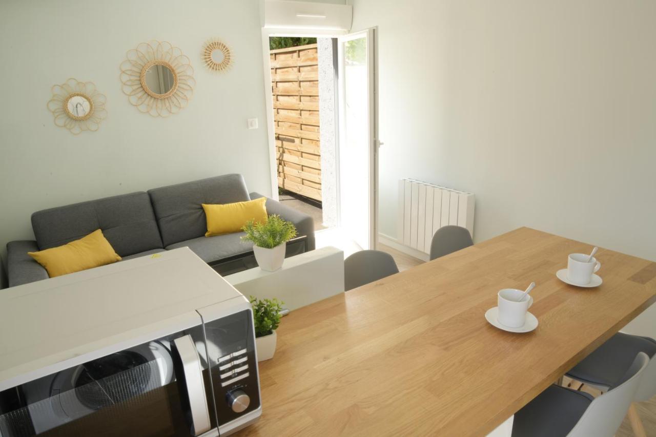 T2 - 28M2 Avec Cour Et Stationnement, Wifi Et Linge Fournis Apartment Angoulême Exterior foto
